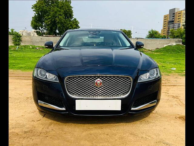 Second Hand Jaguar XF Prestige Diesel CBU in Ahmedabad