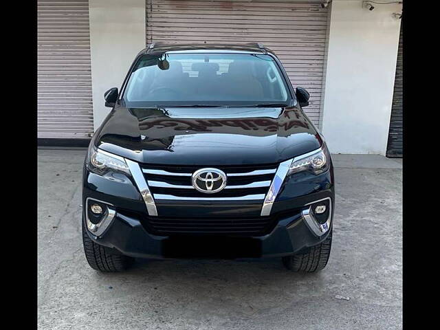 Second Hand Toyota Fortuner [2016-2021] 2.8 4x2 AT [2016-2020] in Delhi