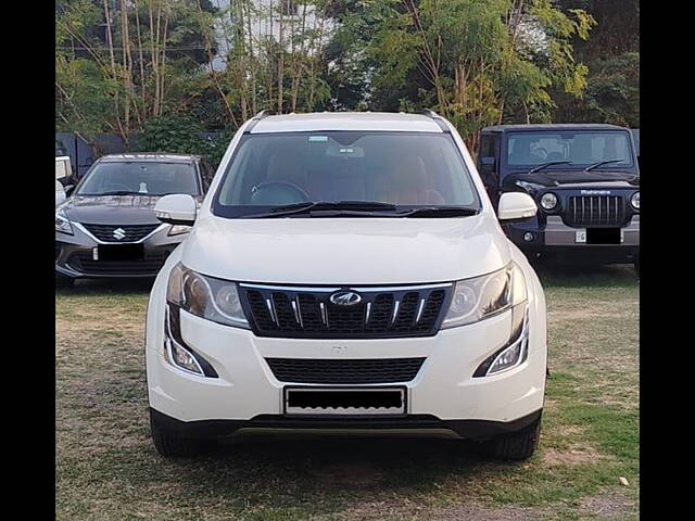 Second Hand Mahindra XUV500 [2015-2018] W8 [2015-2017] in Vadodara