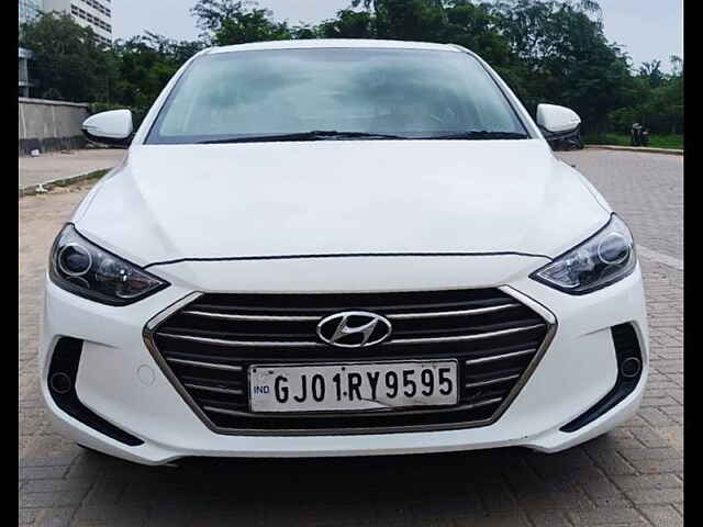 Second Hand Hyundai Elantra SX (O) 2.0 AT in Ahmedabad