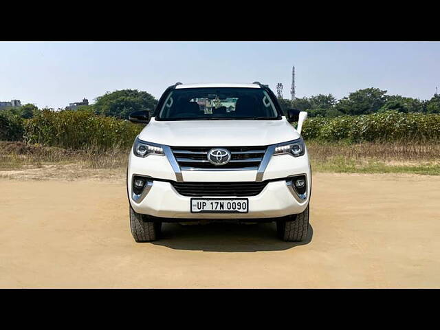 Second Hand Toyota Fortuner [2016-2021] 2.8 4x2 AT [2016-2020] in Delhi