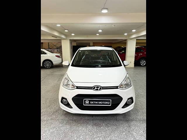 Second Hand Hyundai Grand i10 Sportz (O) AT 1.2 Kappa VTVT [2017-2018] in Delhi