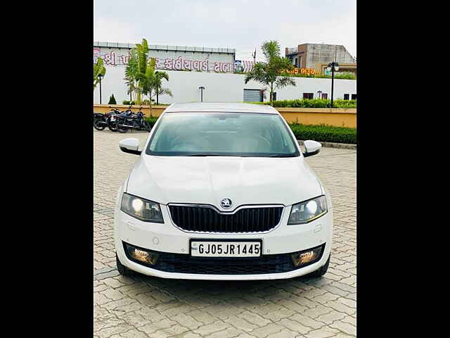 Second Hand Skoda Octavia [2017-2021] 2.0 TDI CR Style Plus AT [2017] in Surat