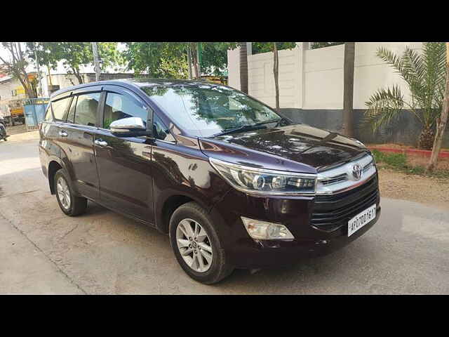 Second Hand Toyota Innova Crysta [2016-2020] 2.4 V Diesel in Hyderabad