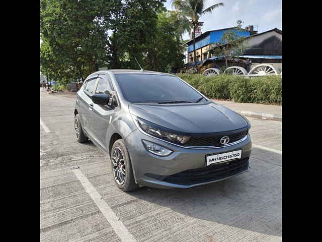 Second Hand Tata Altroz XT i-Turbo Petrol in Mumbai