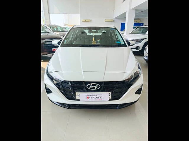 Second Hand Hyundai i20 [2020-2023] Magna 1.2 MT [2020-2023] in Varanasi