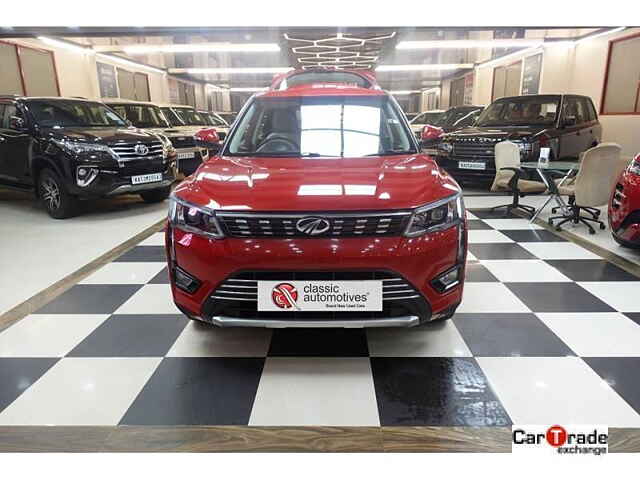 Second Hand Mahindra XUV300 [2019-2024] W8 (O) 1.5 Diesel [2020] in Bangalore