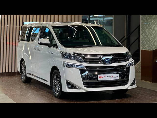 Second Hand Toyota Vellfire [2020-2023] Hybrid in Chennai