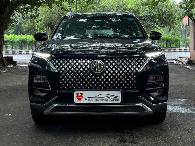 Second Hand MG Hector Plus Savvy Pro 1.5 Turbo Petrol CVT 7 STR in Delhi