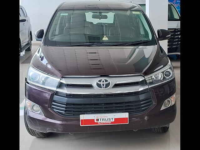 Second Hand Toyota Innova Crysta [2016-2020] 2.4 G 7 STR [2016-2017] in Varanasi