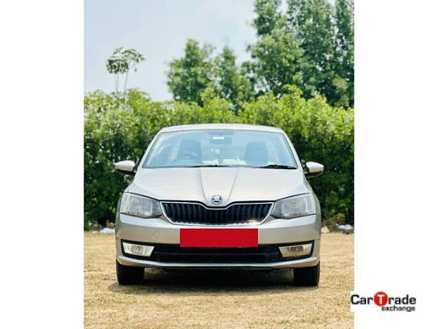 Second Hand Skoda Rapid Ambition 1.5 TDI AT in Valsad