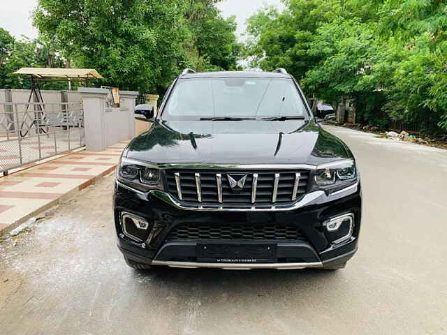 Second Hand Mahindra Scorpio N Z8 L Diesel MT 2WD 7 STR [2022] in Ahmedabad