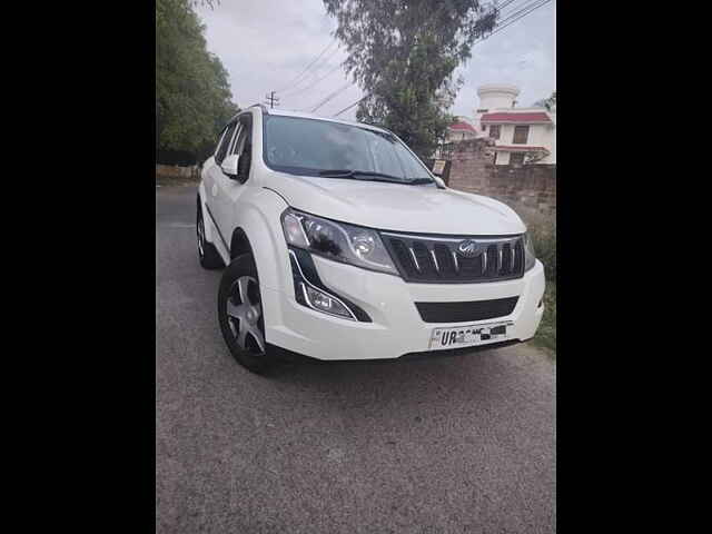 Second Hand Mahindra XUV500 [2015-2018] W4 in Lucknow