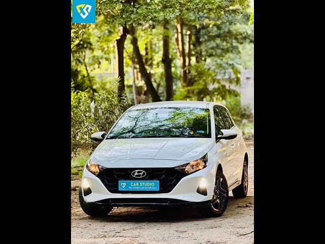 Second Hand Hyundai i20 [2020-2023] Sportz 1.2 MT [2020-2023] in Mohali