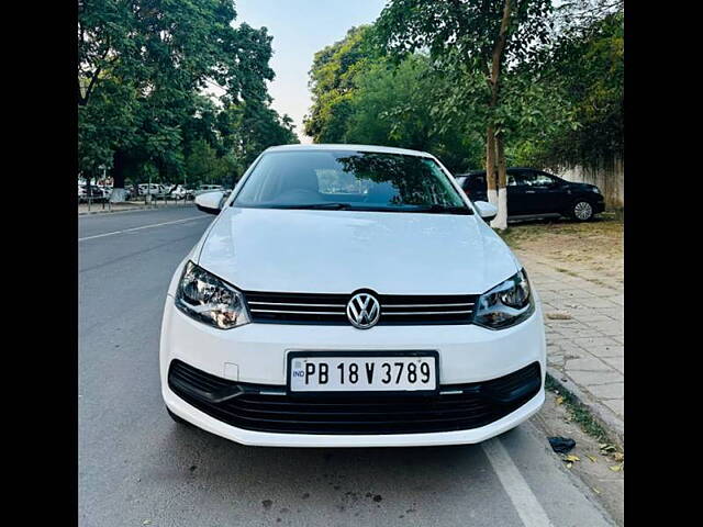 Second Hand Volkswagen Polo [2016-2019] Trendline 1.0L (P) in Chandigarh