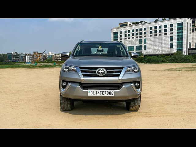 Second Hand Toyota Fortuner [2016-2021] 2.8 4x2 MT [2016-2020] in Delhi