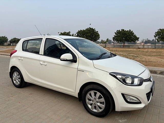 Second Hand Hyundai i20 [2012-2014] Sportz (AT) 1.4 in Ahmedabad