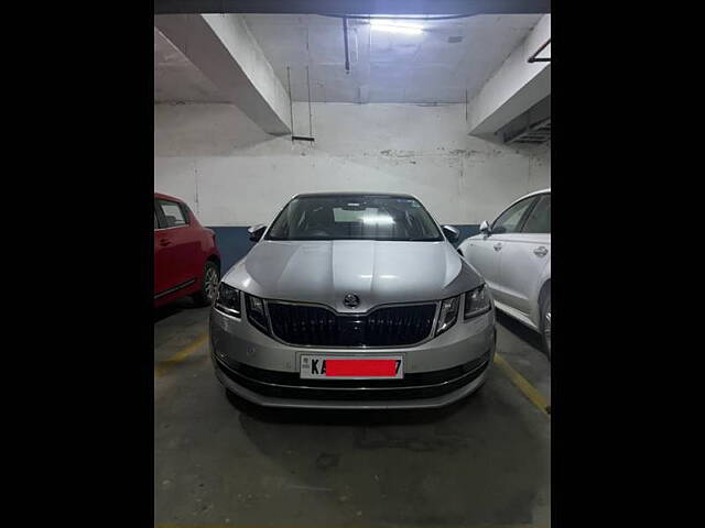 Second Hand Skoda Octavia [2017-2021] 1.8 TSI Style Plus AT [2017] in Bangalore