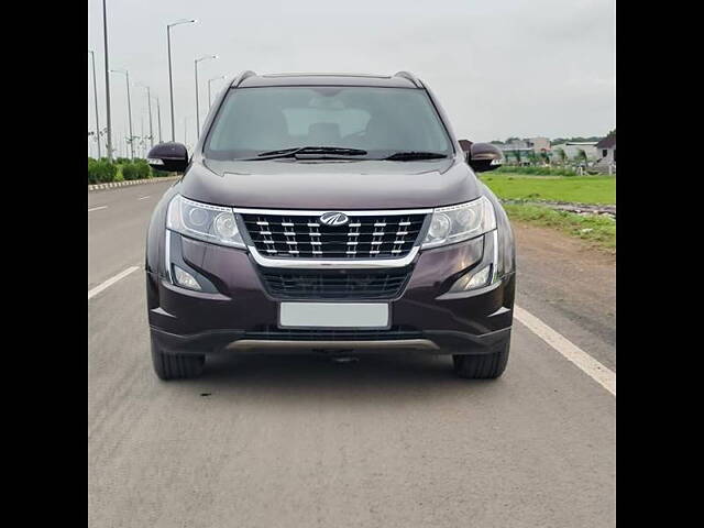 Second Hand Mahindra XUV500 W11 in Surat