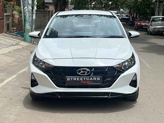 Second Hand Hyundai i20 [2020-2023] Sportz 1.2 MT [2020-2023] in Bangalore