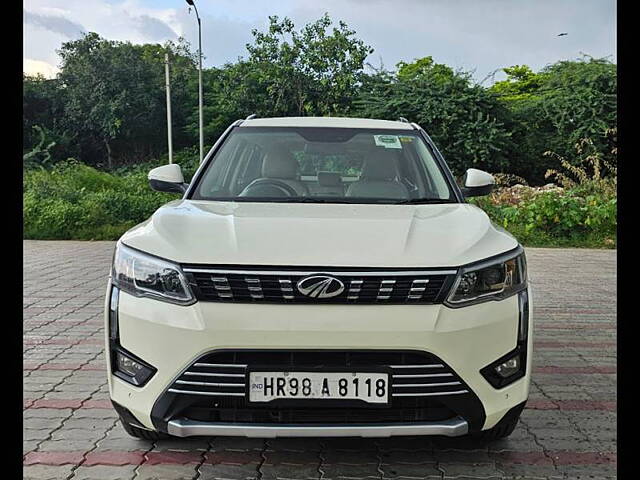 Second Hand Mahindra XUV300 [2019-2024] W8 (O) 1.5 Diesel AMT in Delhi