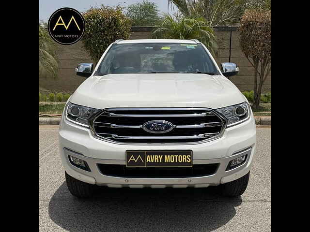 Second Hand Ford Endeavour Titanium Plus 2.2 4x2 AT in Delhi