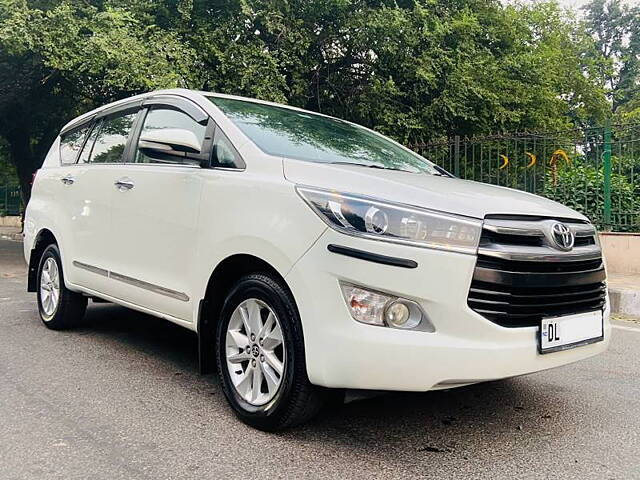 Second Hand Toyota Innova Crysta [2016-2020] 2.4 V Diesel in Delhi