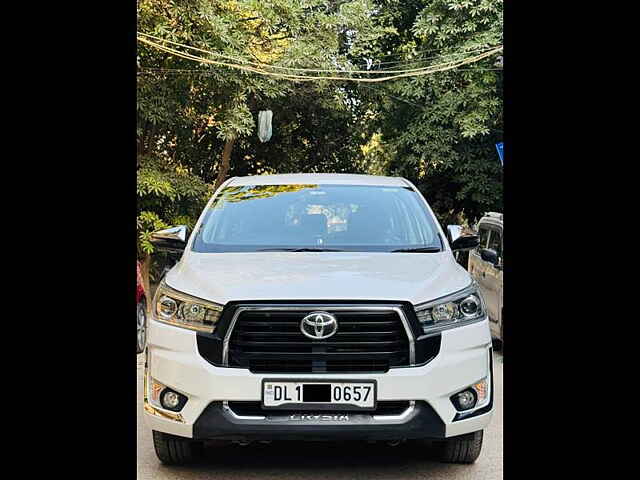 Second Hand Toyota Innova Crysta ZX 2.4 7 STR in Delhi