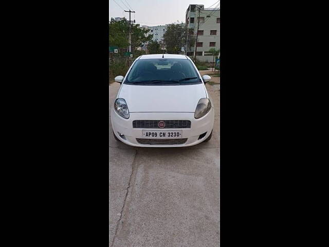 Used 2012 Fiat Punto [2011-2014] Emotion 1.3 for sale in Hyderabad - CarWale
