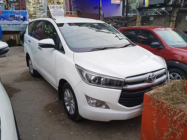 Second Hand Toyota Innova Crysta [2016-2020] 2.4 VX 8 STR [2016-2020] in Patna