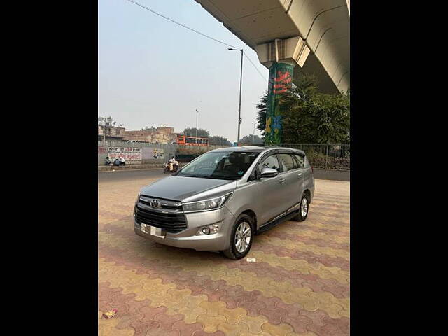 Second Hand Toyota Innova Crysta [2016-2020] 2.4 V Diesel in Delhi