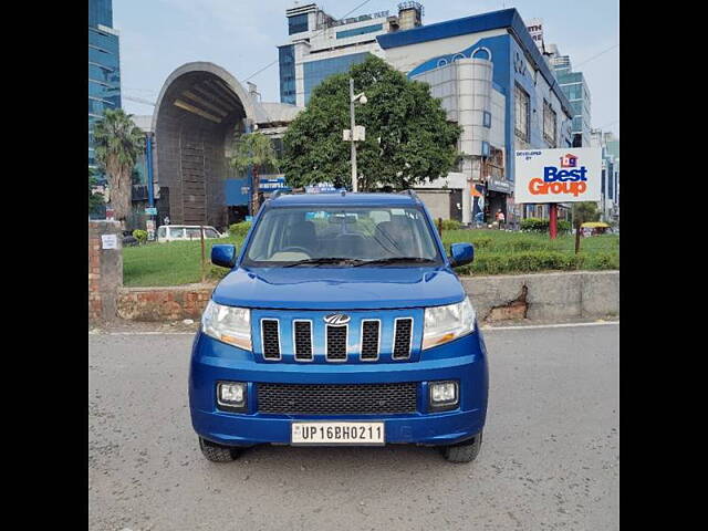 Second Hand Mahindra TUV300 [2015-2019] T8 AMT in Delhi