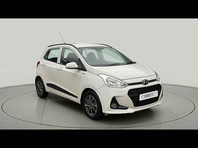 Second Hand Hyundai Grand i10 Sportz (O) AT 1.2 Kappa VTVT [2017-2018] in Delhi