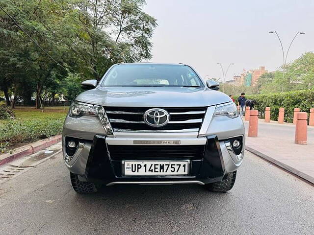 Second Hand Toyota Fortuner [2016-2021] 2.8 4x2 AT [2016-2020] in Delhi