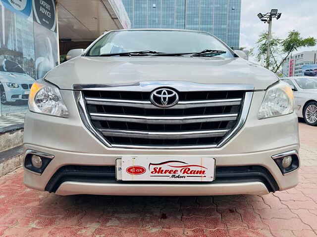 Second Hand Toyota Innova [2013-2014] 2.5 VX 7 STR BS-III in Ahmedabad