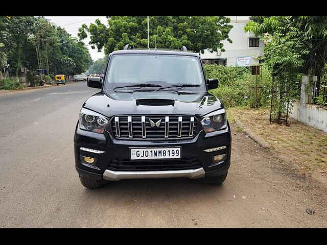 Second Hand Mahindra Scorpio S11 MT 7S in Ahmedabad