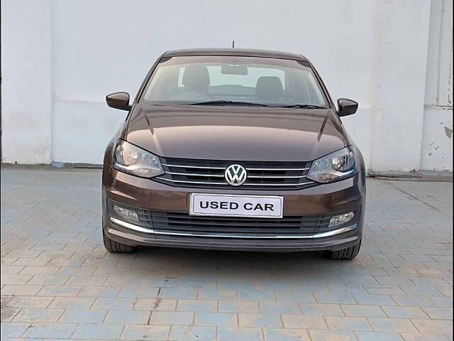 Second Hand Volkswagen Vento [2014-2015] Highline Diesel AT in Ahmedabad