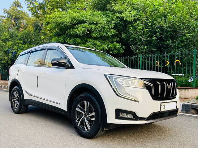 Second Hand Mahindra XUV700 AX 3 Petrol AT 5 STR [2021] in Delhi