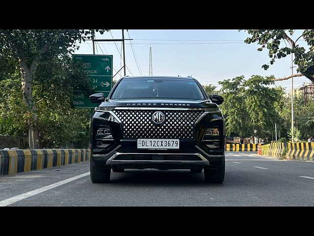 Second Hand MG Hector Plus Sharp Pro 1.5 Turbo Petrol CVT 7 STR [2023] in Delhi