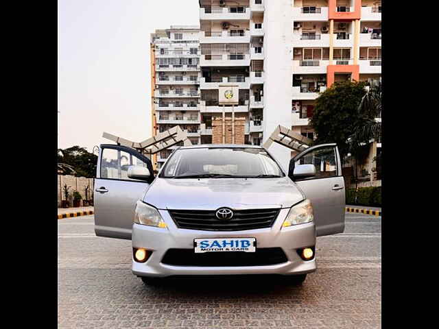 Second Hand Toyota Innova [2015-2016] 2.5 GX BS IV 8 STR in Agra