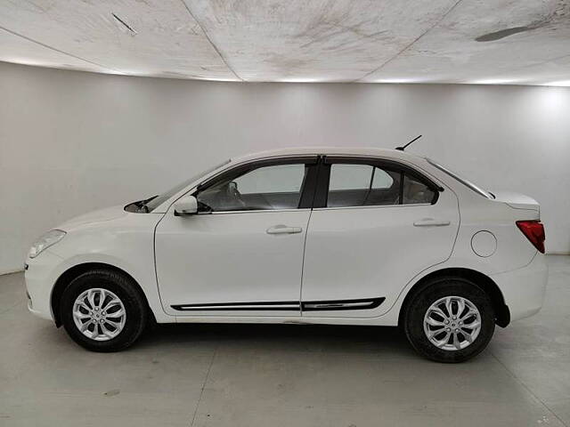 Second Hand Maruti Suzuki Dzire [2017-2020] VXi AMT in Indore