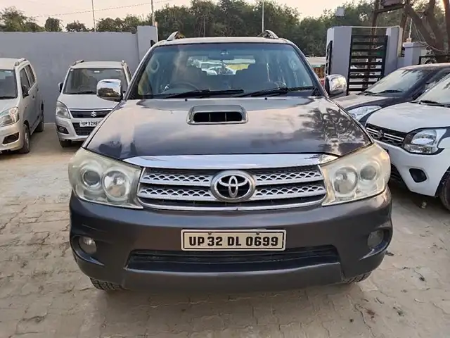 Used Toyota Fortuner [2009-2012] 3.0 MT in Lucknow