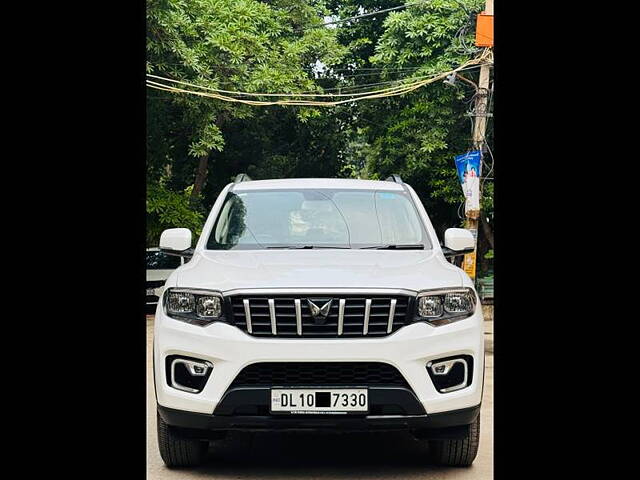 Second Hand Mahindra Scorpio N Z4 Petrol MT 7 STR [2022] in Delhi