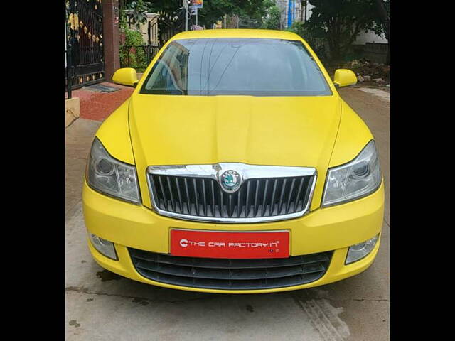 Second Hand Skoda Laura Elegance 2.0 TDI CR MT in Hyderabad