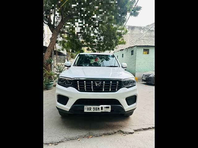 Second Hand Mahindra Scorpio N Z2 Petrol MT 7 STR [2022] in Delhi