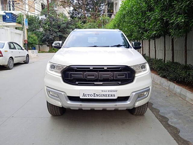 Second Hand Ford Endeavour [2016-2019] Titanium 3.2 4x4 AT in Hyderabad