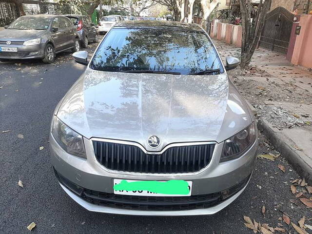 Second Hand Skoda Octavia [2013-2015] Elegance 1.8 TSI AT in Bangalore