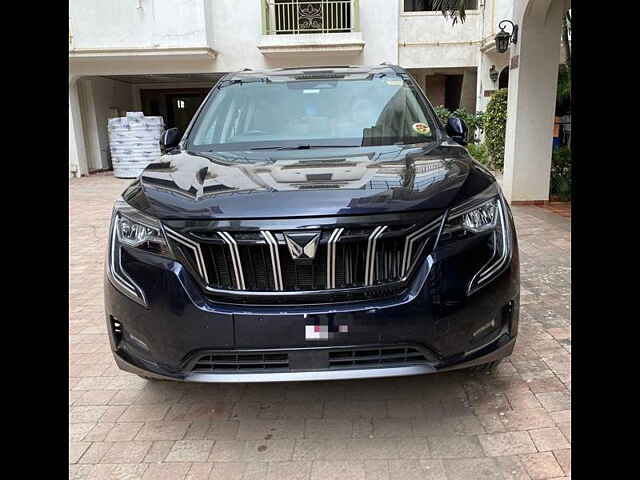 Second Hand Mahindra XUV700 AX 7 Diesel  AT Luxury Pack 7 STR [2021] in Ahmedabad