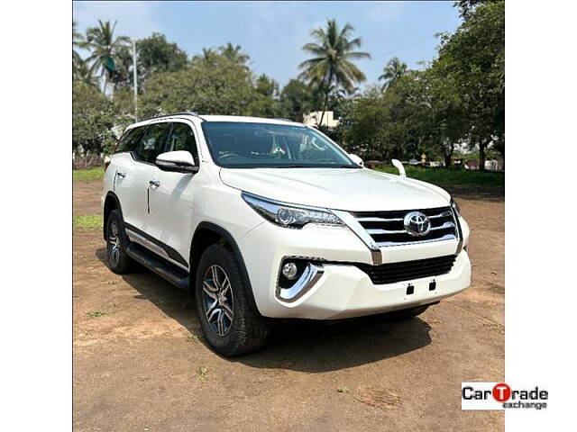 Second Hand Toyota Fortuner [2016-2021] 2.8 4x2 AT [2016-2020] in Kolhapur