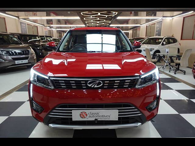 Second Hand Mahindra XUV300 [2019-2024] W8 (O) 1.5 Diesel AMT in Bangalore